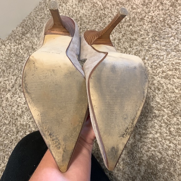 Guess by Marciano tan suede heels. - Picture 6 of 9